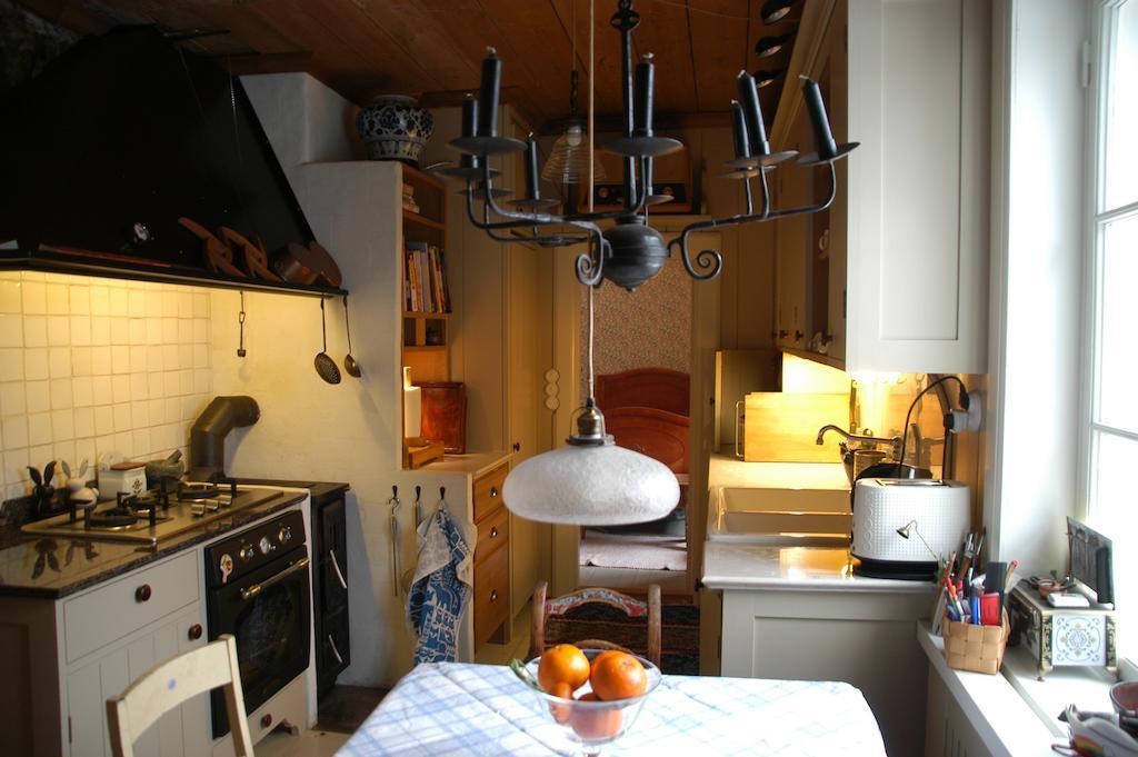 1800'S Townhouse Villa Loviisa Ruang foto